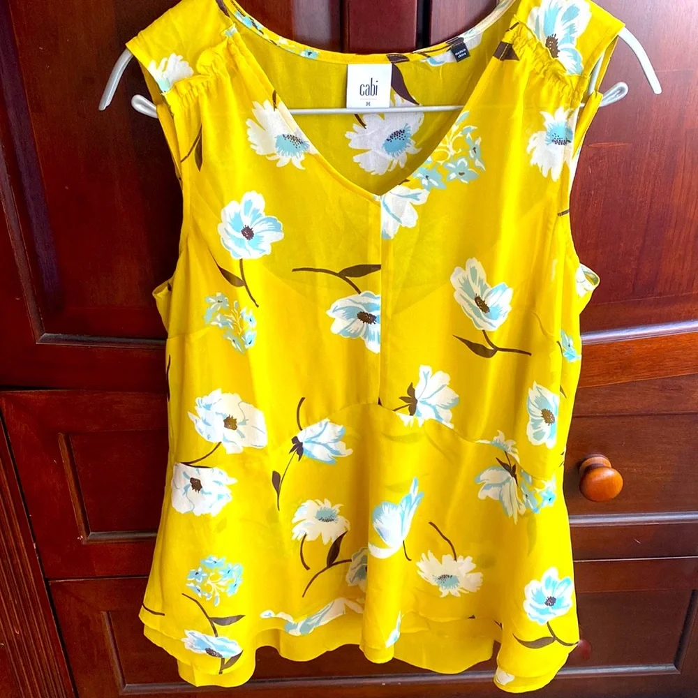 Cabi yellow floral top with liner - Picture 1 of 5